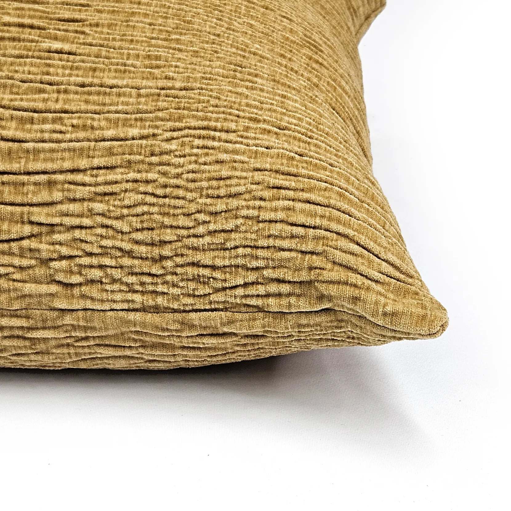 Loloi Gold Textured Throw Pillow 22x22