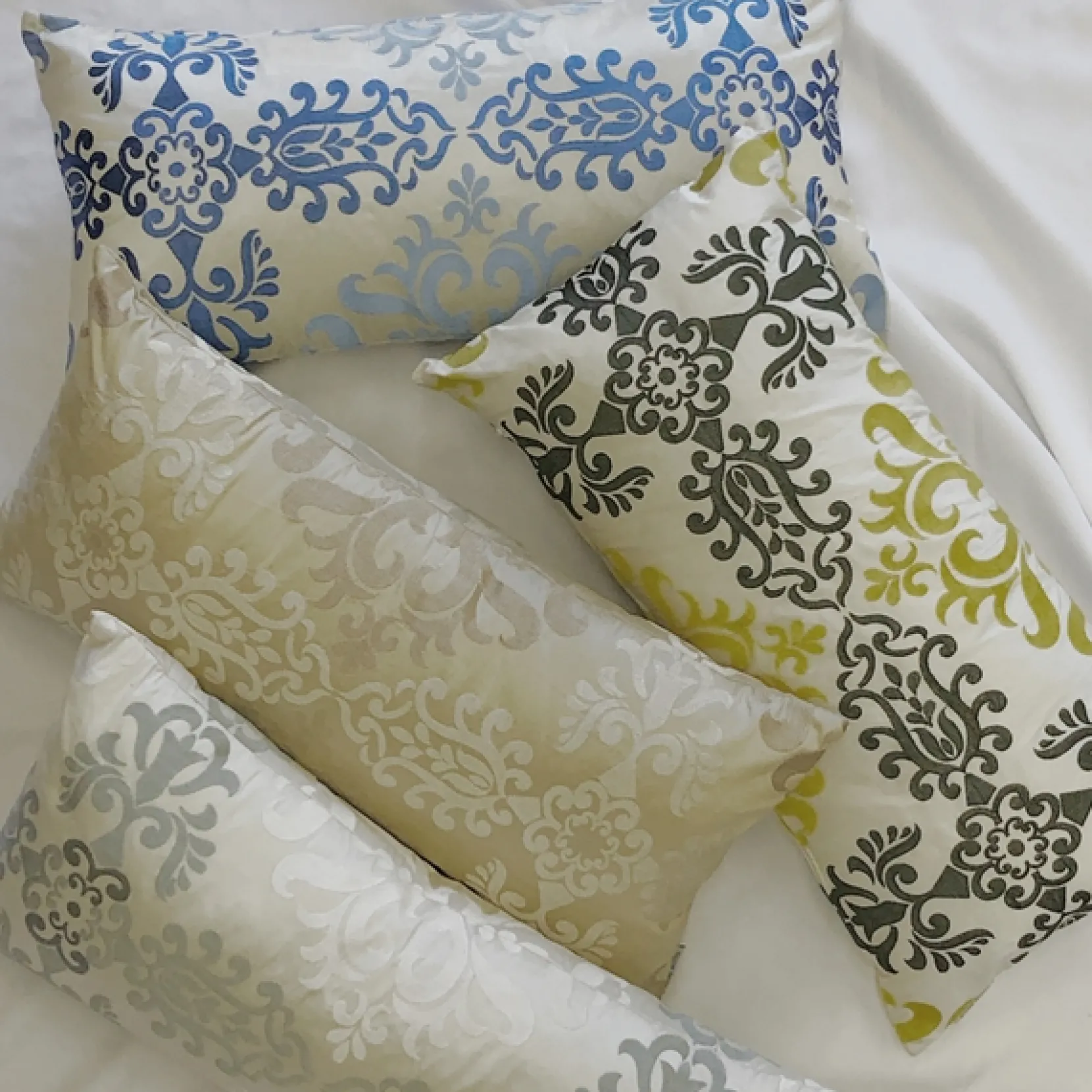 Sumatra Gold Wreath Embroidered Silk Decorative Throw Pillow 21x21