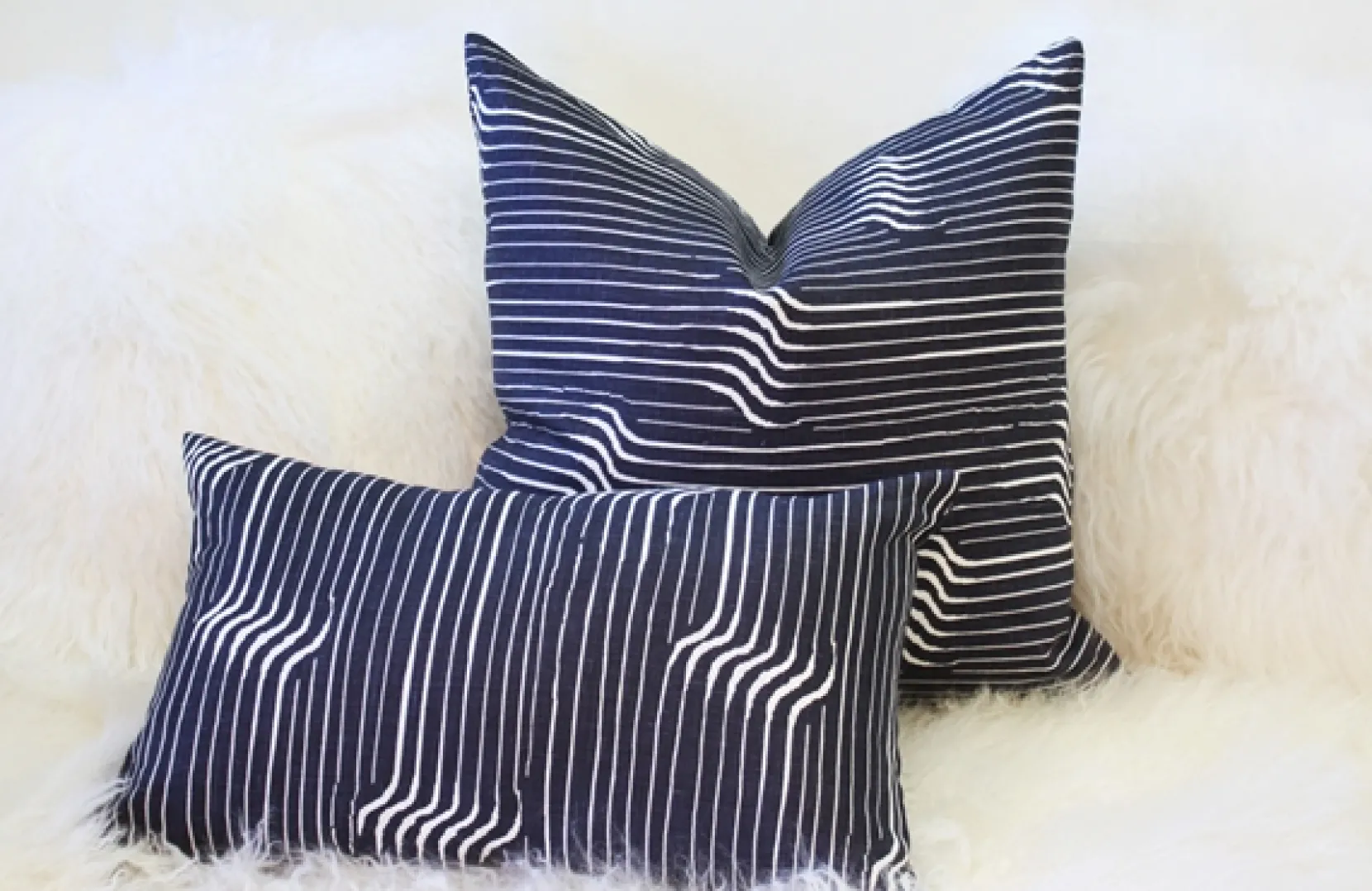 Tuscany Linen Shockwave Blue Throw Pillow 12x19